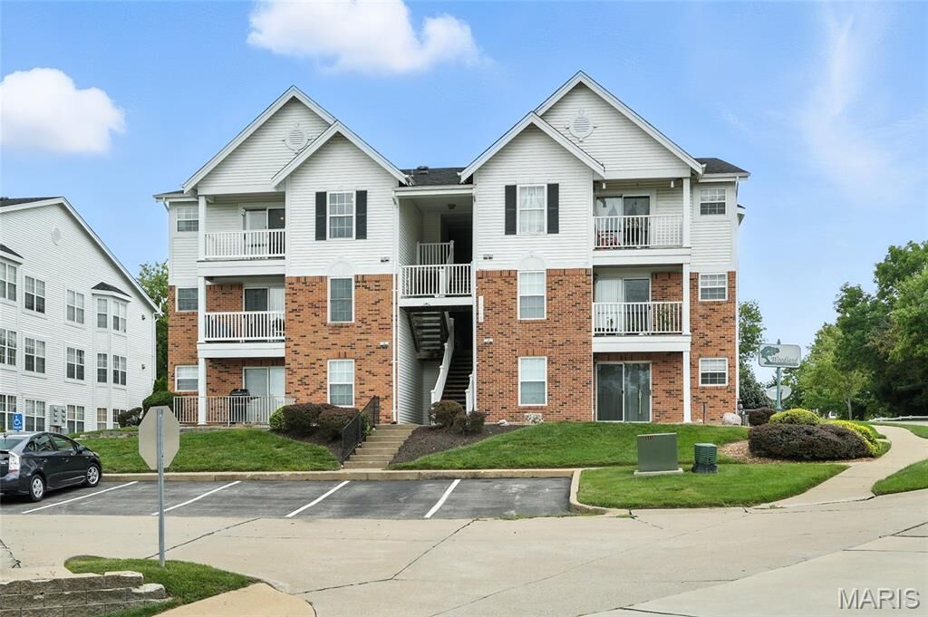 Property Photo:  1209 Woodland Point Drive K  MO 63146 