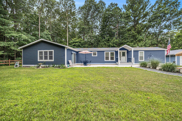 8359 W Whipperwill Lane  Mears MI 49436 photo
