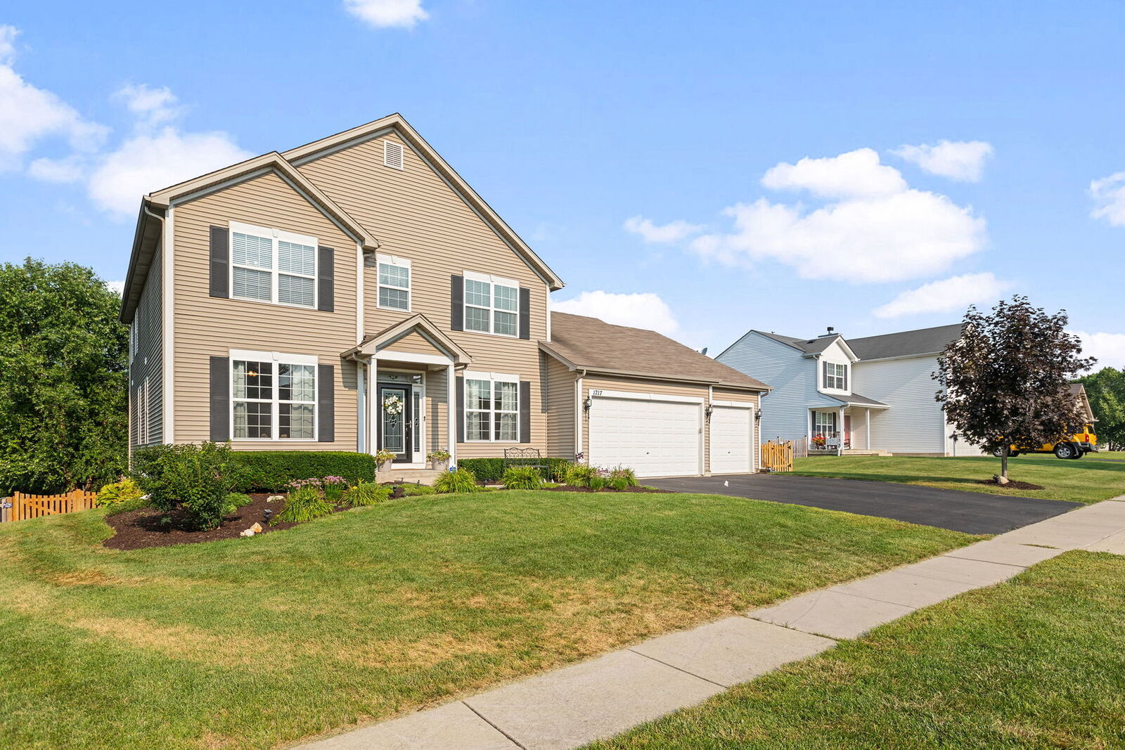 Property Photo:  1717 Hoover Trail  IL 60051 