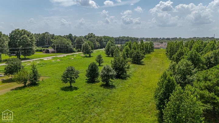 Property Photo:  1101 E Northend Avenue  AR 72450 
