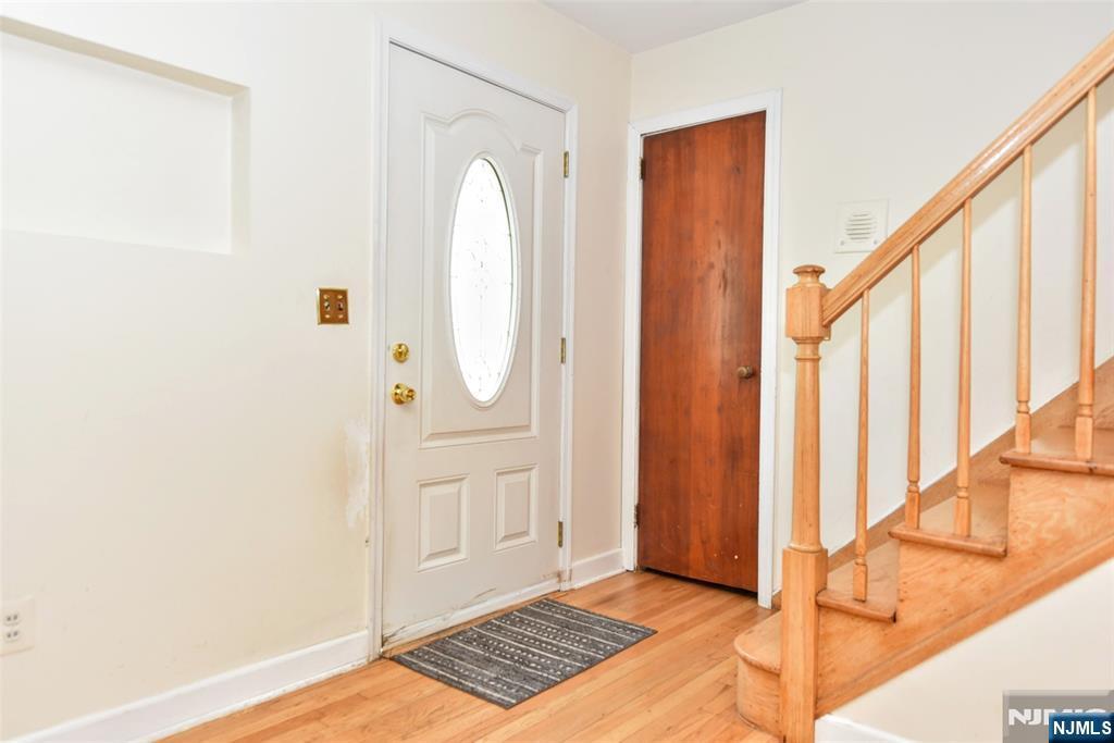 Property Photo:  130 Manhattan Avenue  NJ 07463 