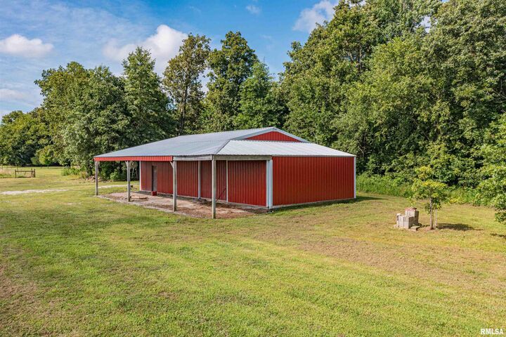 Property Photo:  5315 Lois Lane  IL 62881 