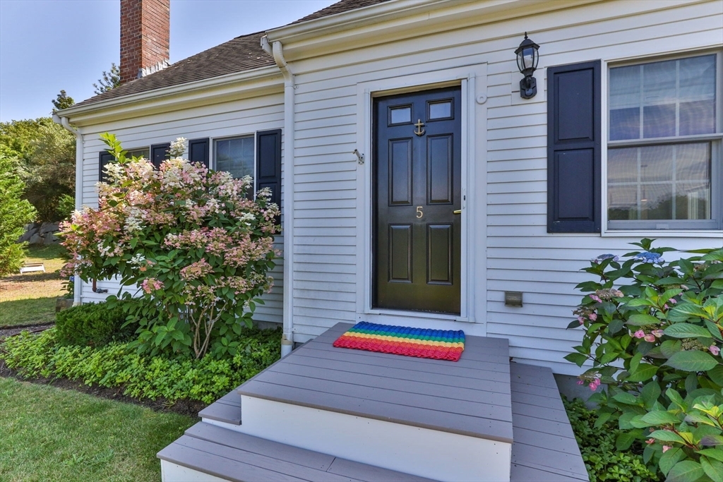 Property Photo:  5 Glacier Drive  MA 02666 