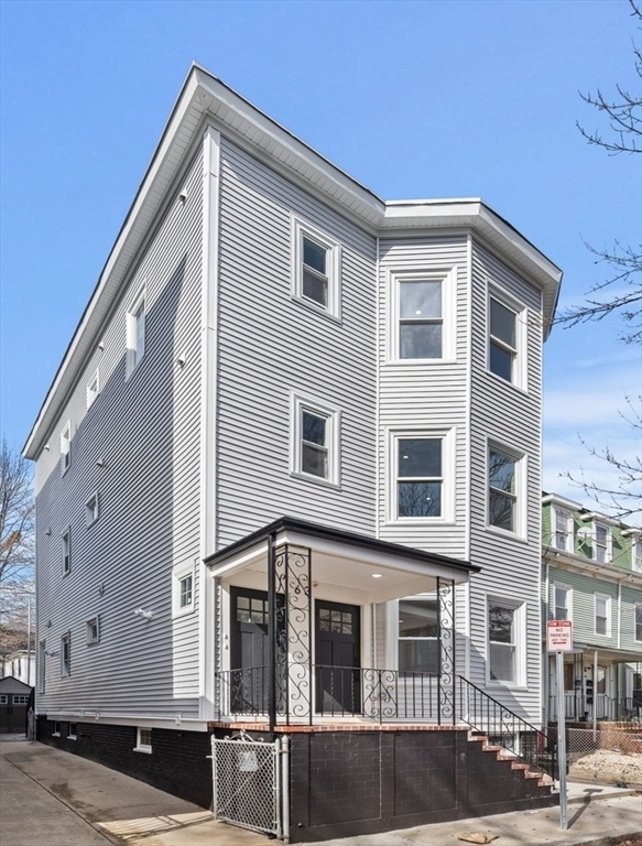 63 Oak St 3  Somerville MA 02143 photo