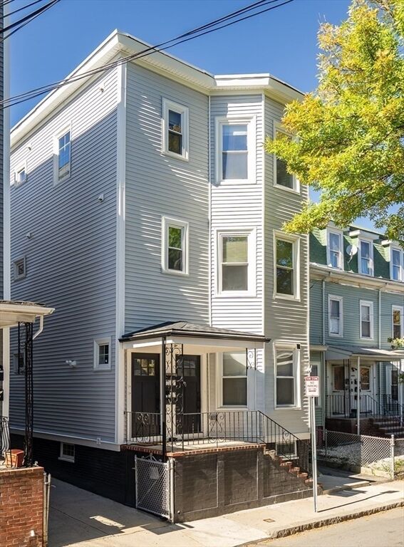 63 Oak St 3  Somerville MA 02143 photo