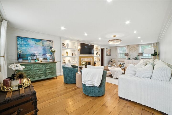 Property Photo:  73 Sherwood Ln  MA 02767 