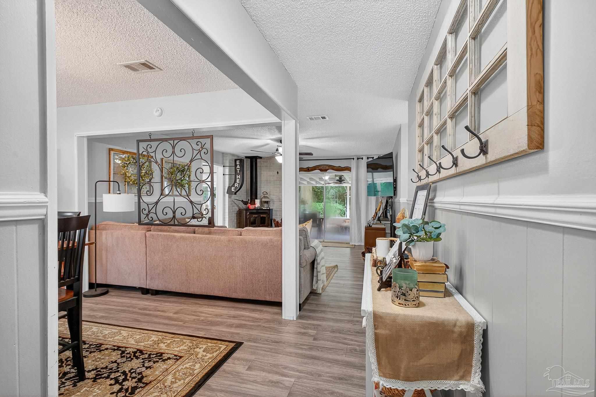 Property Photo:  5783 Sunview Dr  FL 32570 