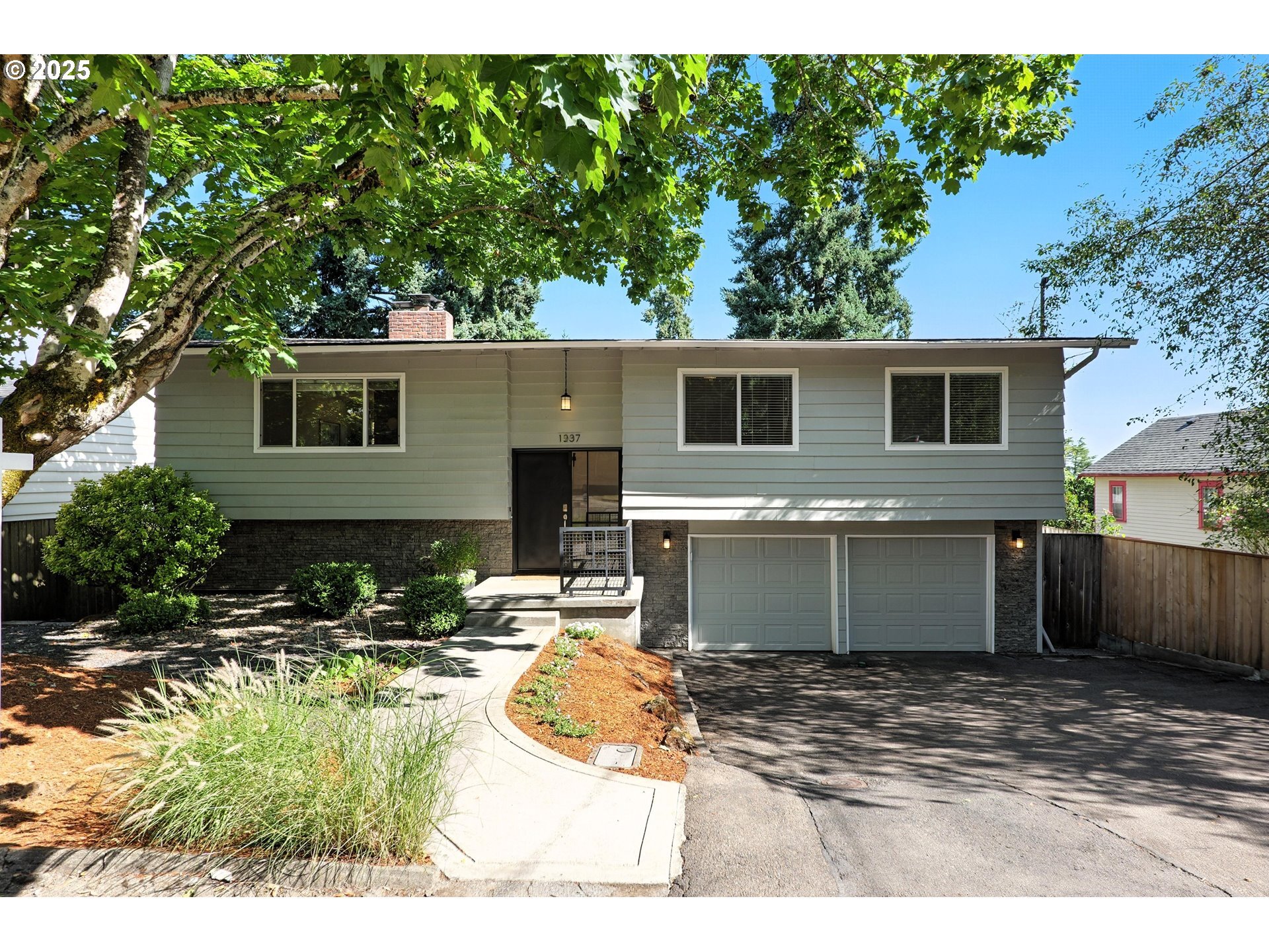 1237 Cedar St  Lake Oswego OR 97034 photo
