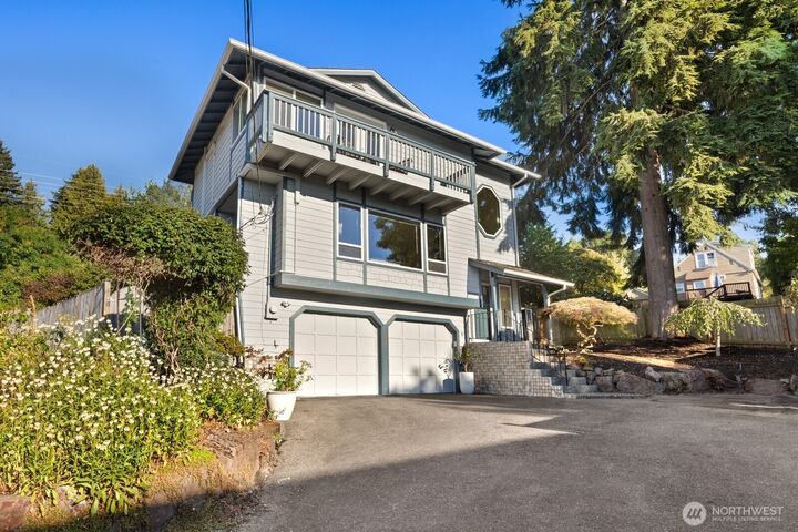 Property Photo: 537 NE 103rd Street WA 98125