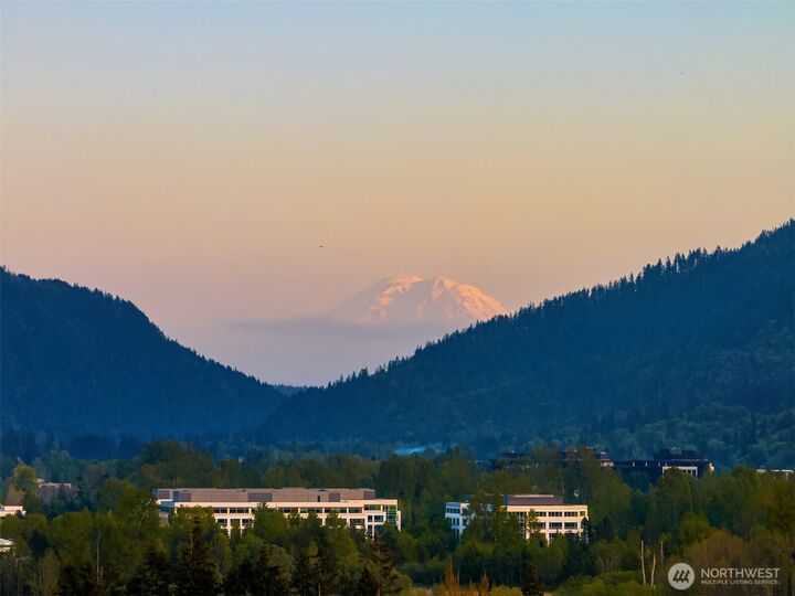 Property Photo: 4242 213th Place SE 20 WA 98029