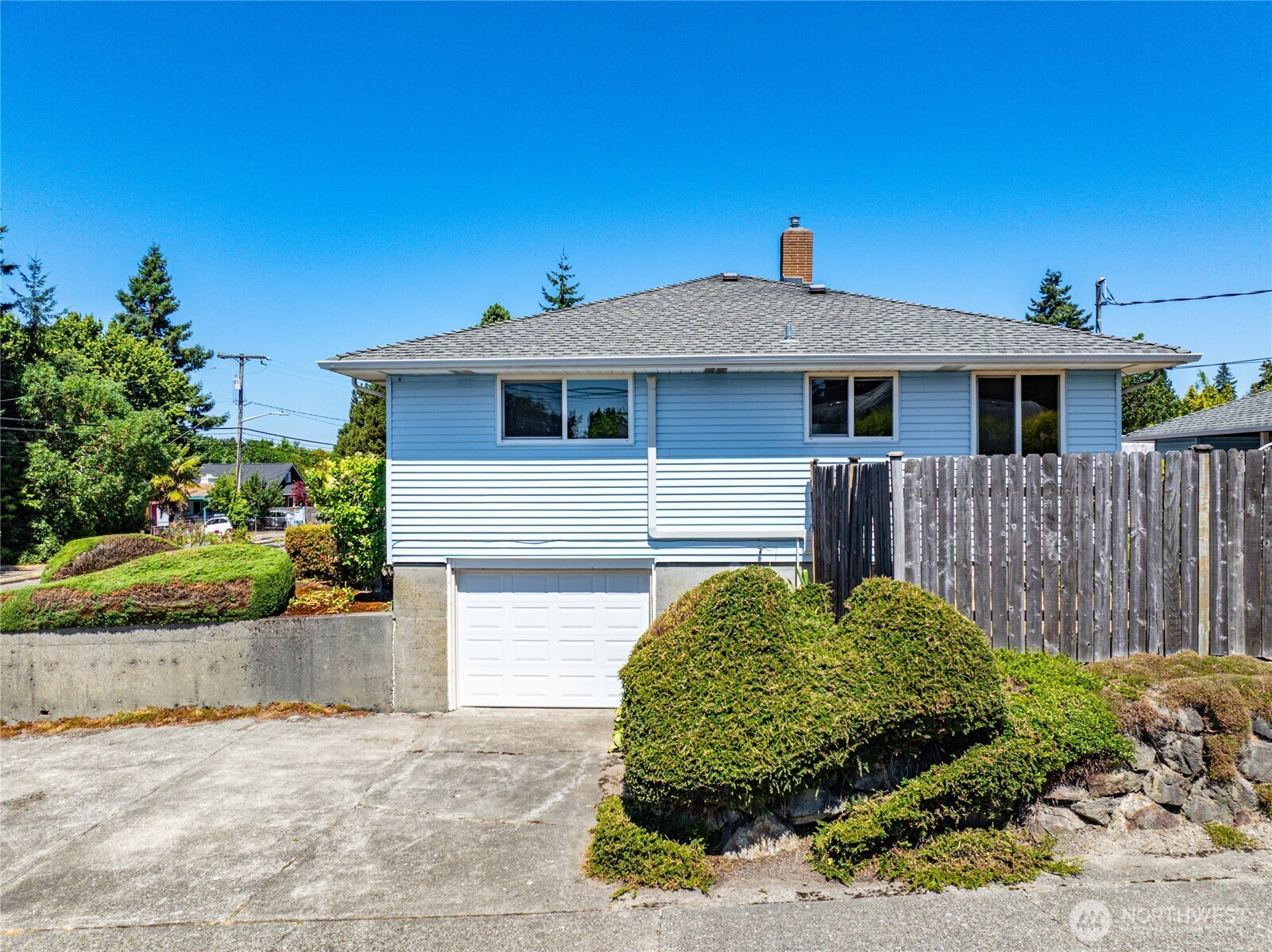 Property Photo: 8522 16th Avenue SW WA 98106
