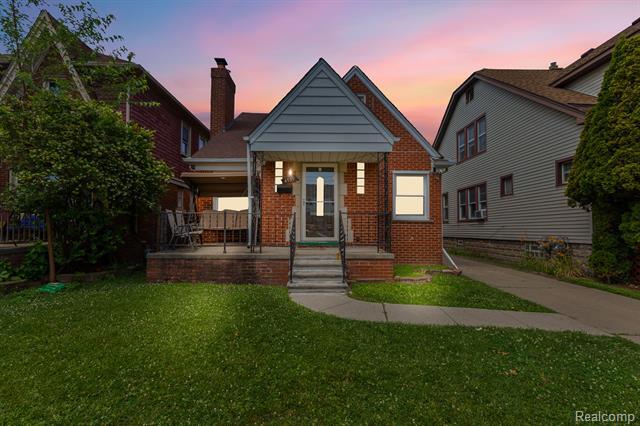 Property Photo: 4757 Roemer Street MI 48126