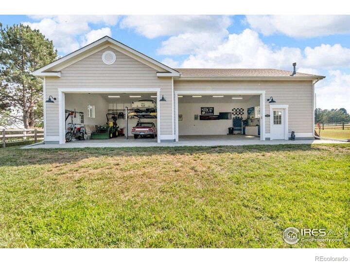 Property Photo:  7507 Blue Water Court  CO 80525 