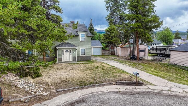 Property Photo:  1705 Delane Street  CO 80461 