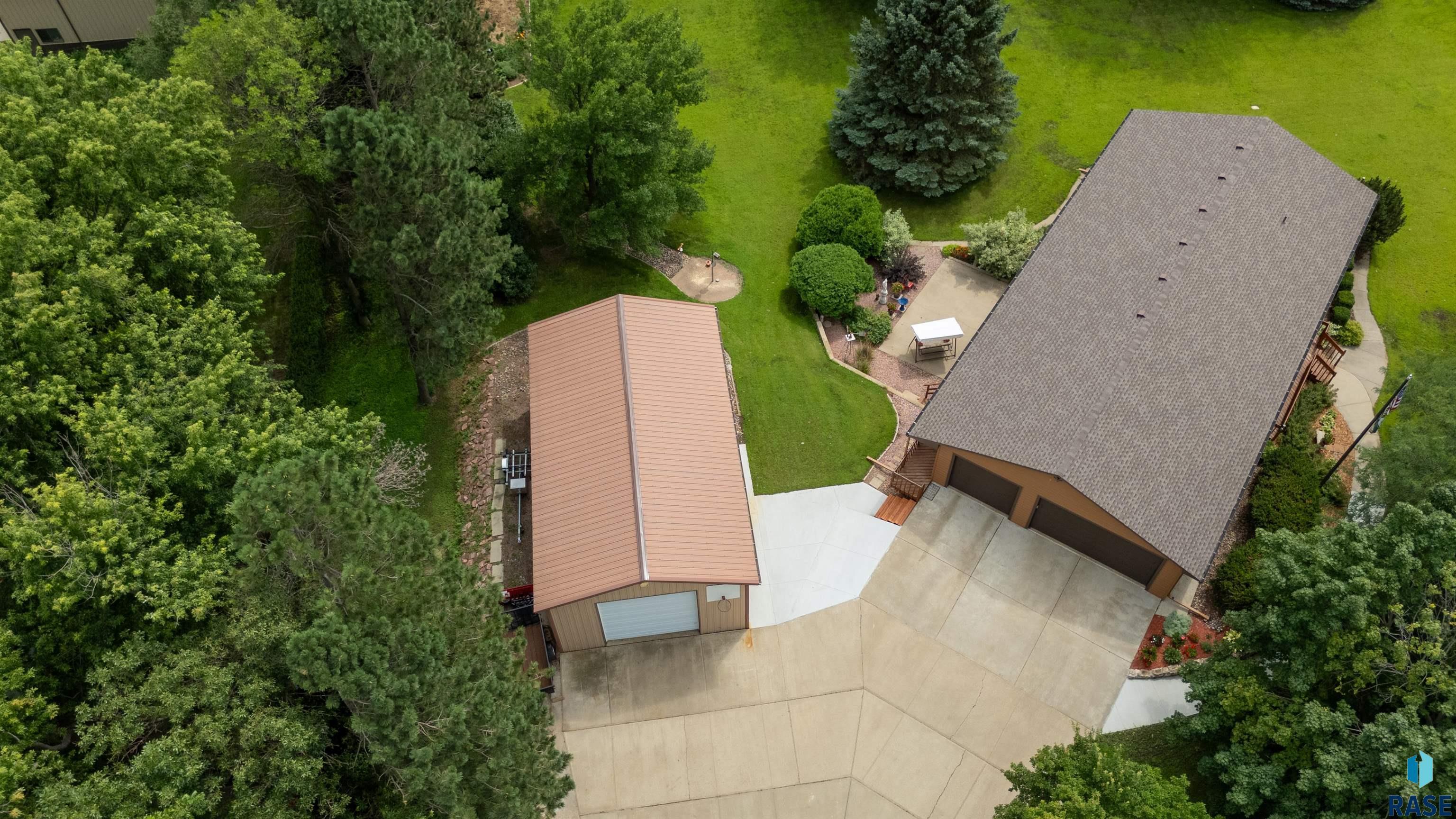 Property Photo: 47593 Partridge St SD 57104