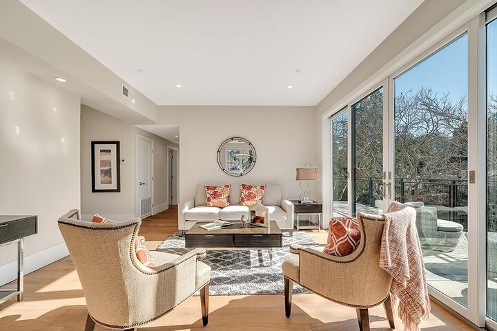 Property Photo:  1667 San Carlos Avenue 301  CA 94070 