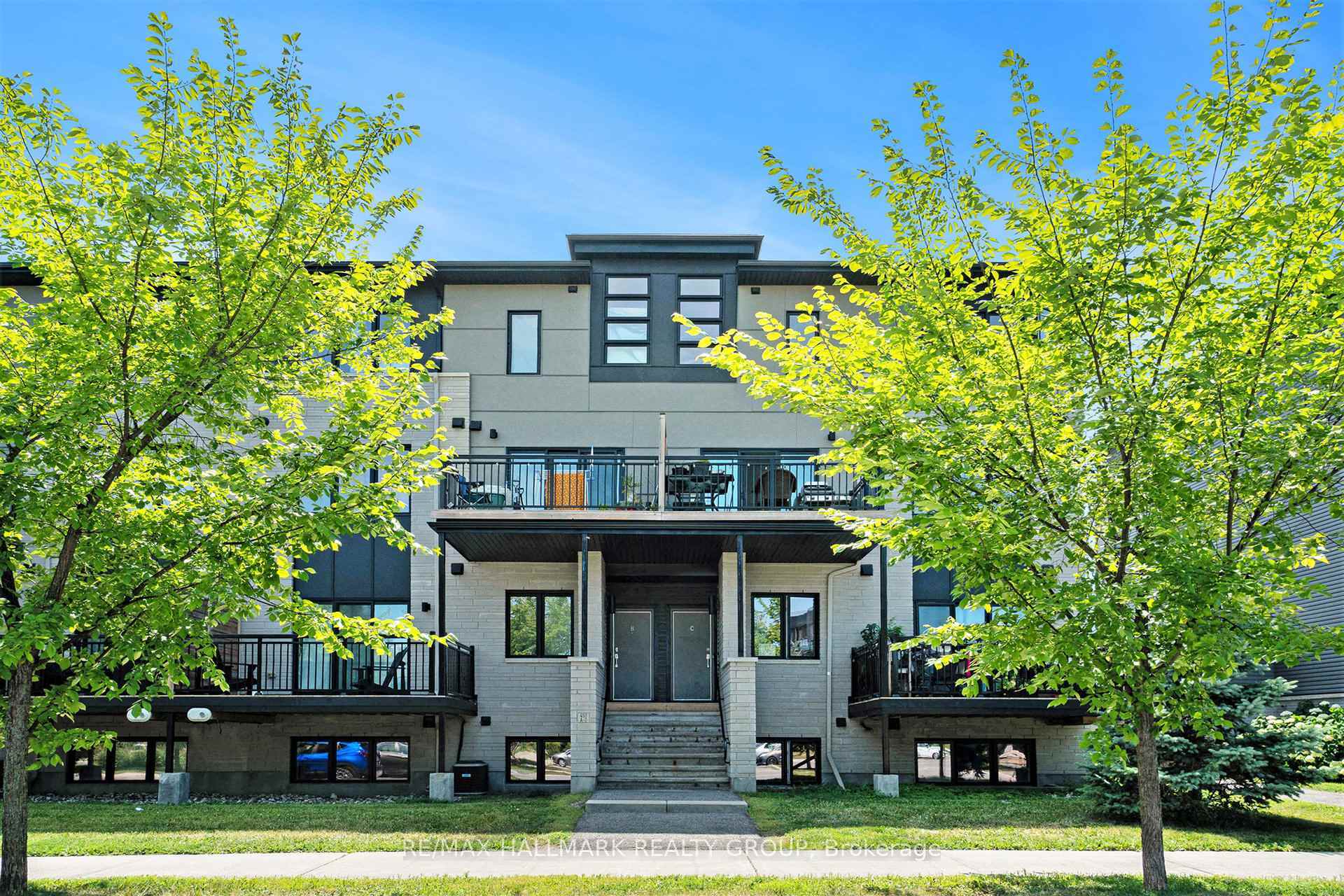 450 Via Verona Avenue C  Barrhaven ON K2J 6B3 photo