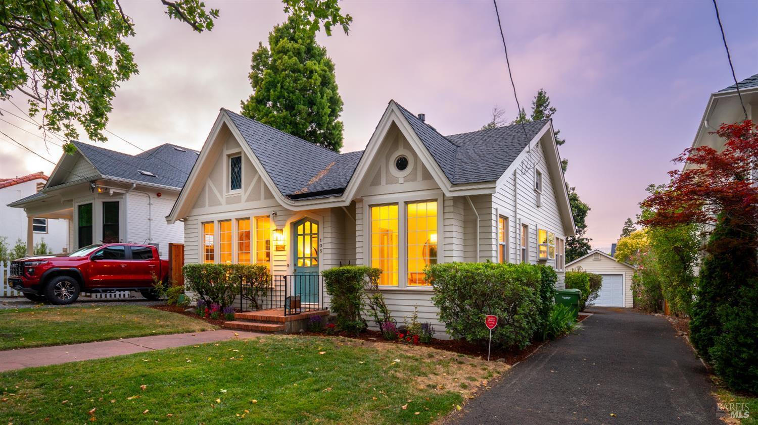 Property Photo: 105 Laurel Avenue CA 94952