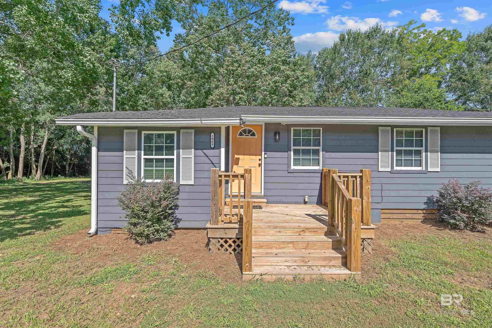 Property Photo: 3069 Gregory Court AL 36575