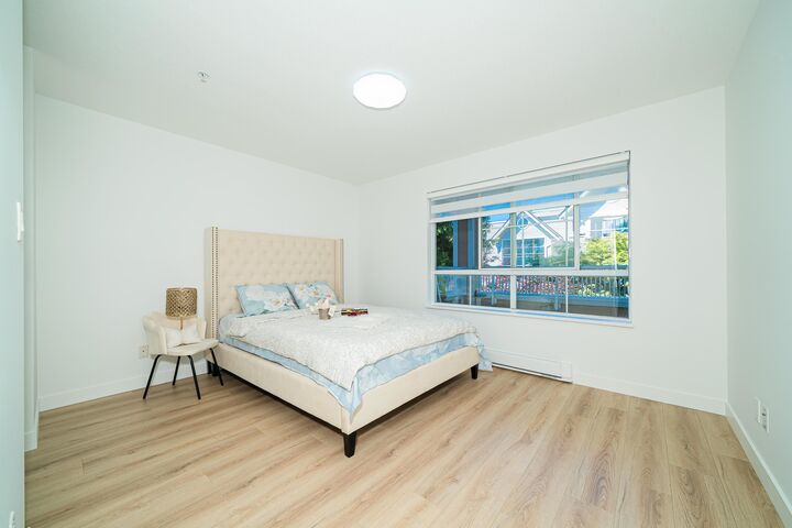 Property Photo: 7117 Antrim Avenue 211 BC V5J 5K1