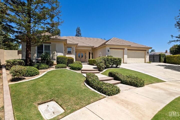 Property Photo: 4300 Keyes Court CA 93311