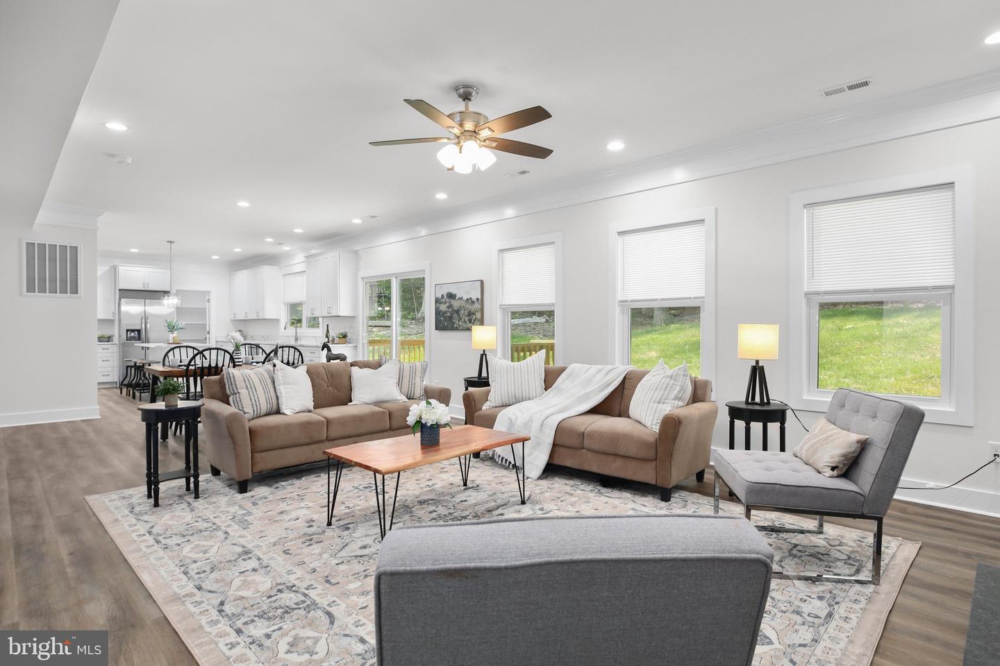 Property Photo: 10302 Laurel Ridge Way VA 22408