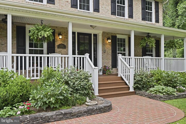 Property Photo:  2330 Augustus Court  VA 22180 