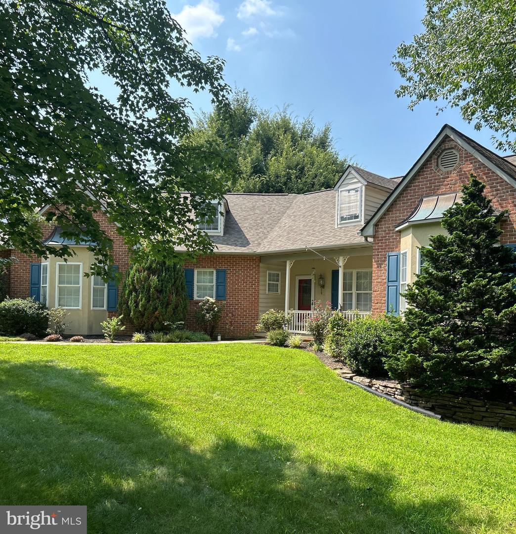 435 Primrose Avenue  Lancaster PA 17601 photo
