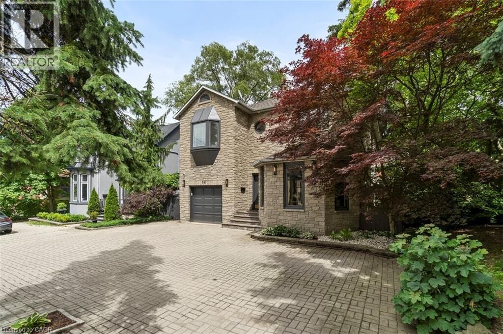 Property Photo:  381 Queen Street South  ON L8P 3T8 
