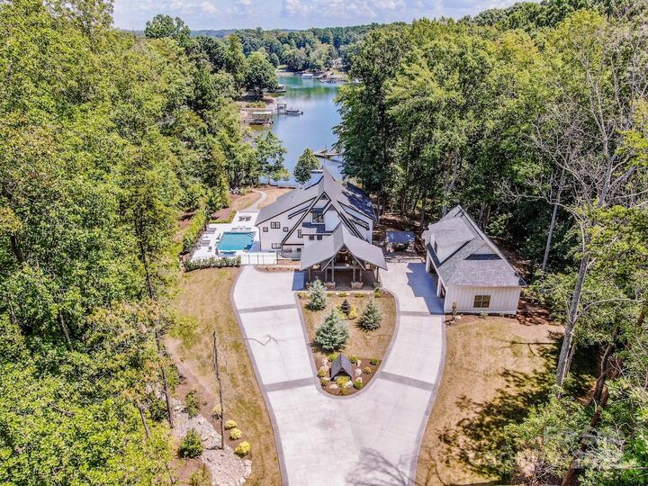 Property Photo:  7508 Bankhead Road  NC 28037 