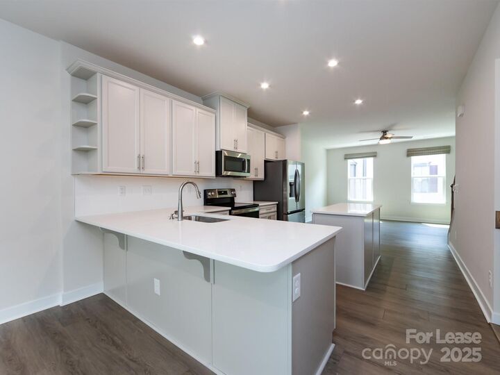 Property Photo: 413 Spearfield Lane NC 28205