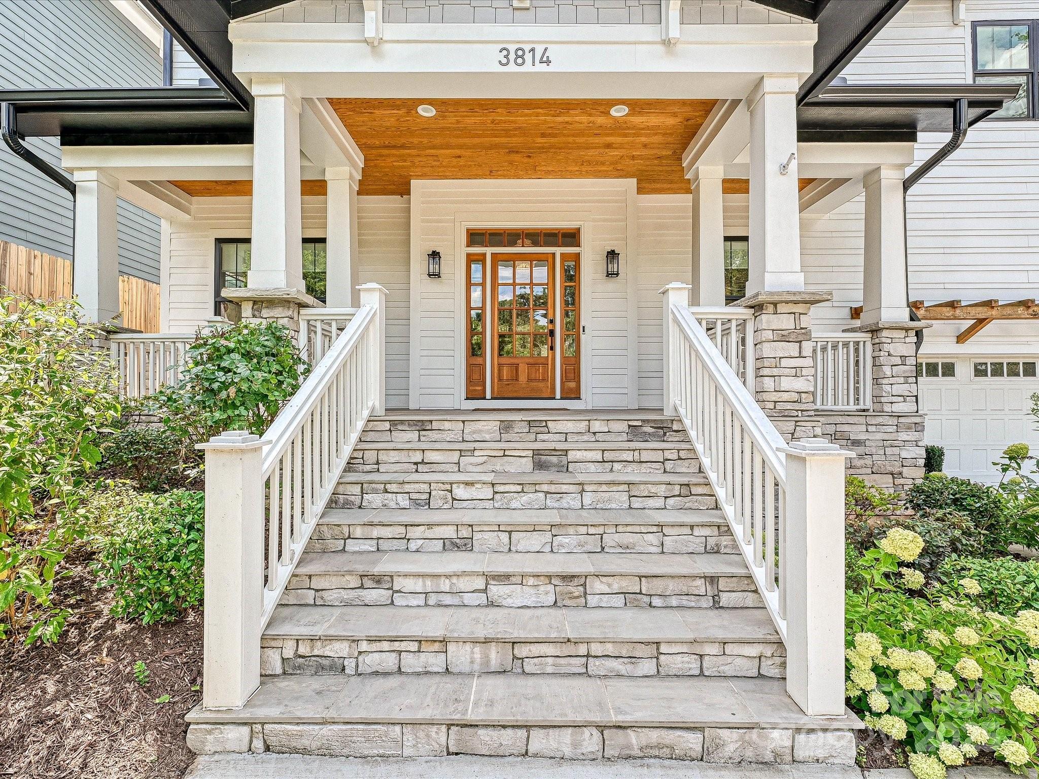 Property Photo: 3814 Churchill Road NC 28211
