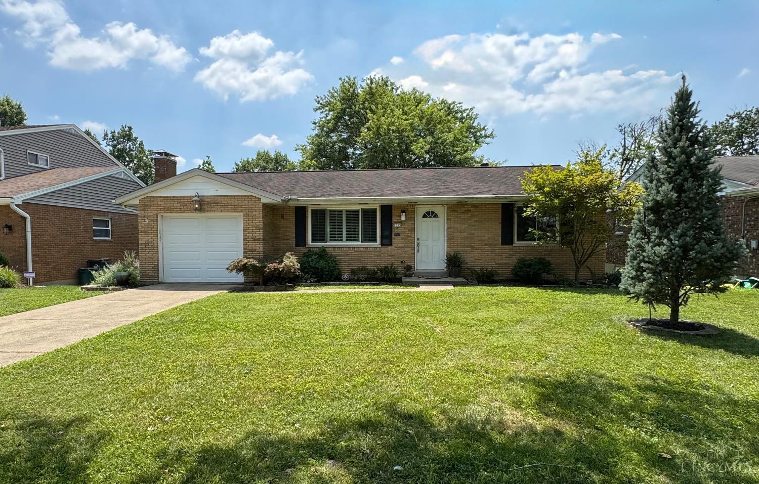 Property Photo: 1063 Alcliff Lane OH 45238