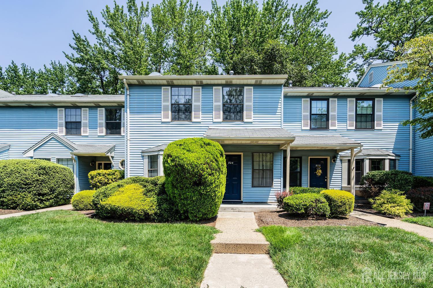 804 Timber Oaks Road  Edison NJ 08820 photo