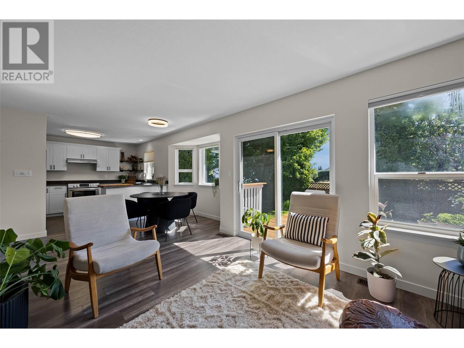 Property Photo: 2293 Turnberry Place BC V1S 1S9