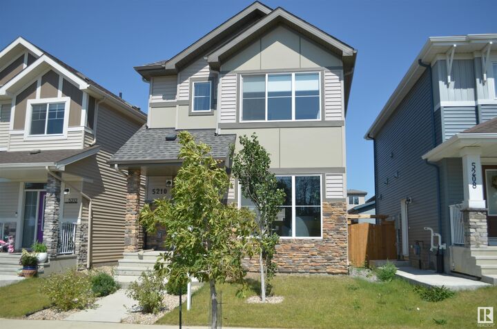 5210 Lark Crescent NW  Edmonton AB T5S 0S3 photo
