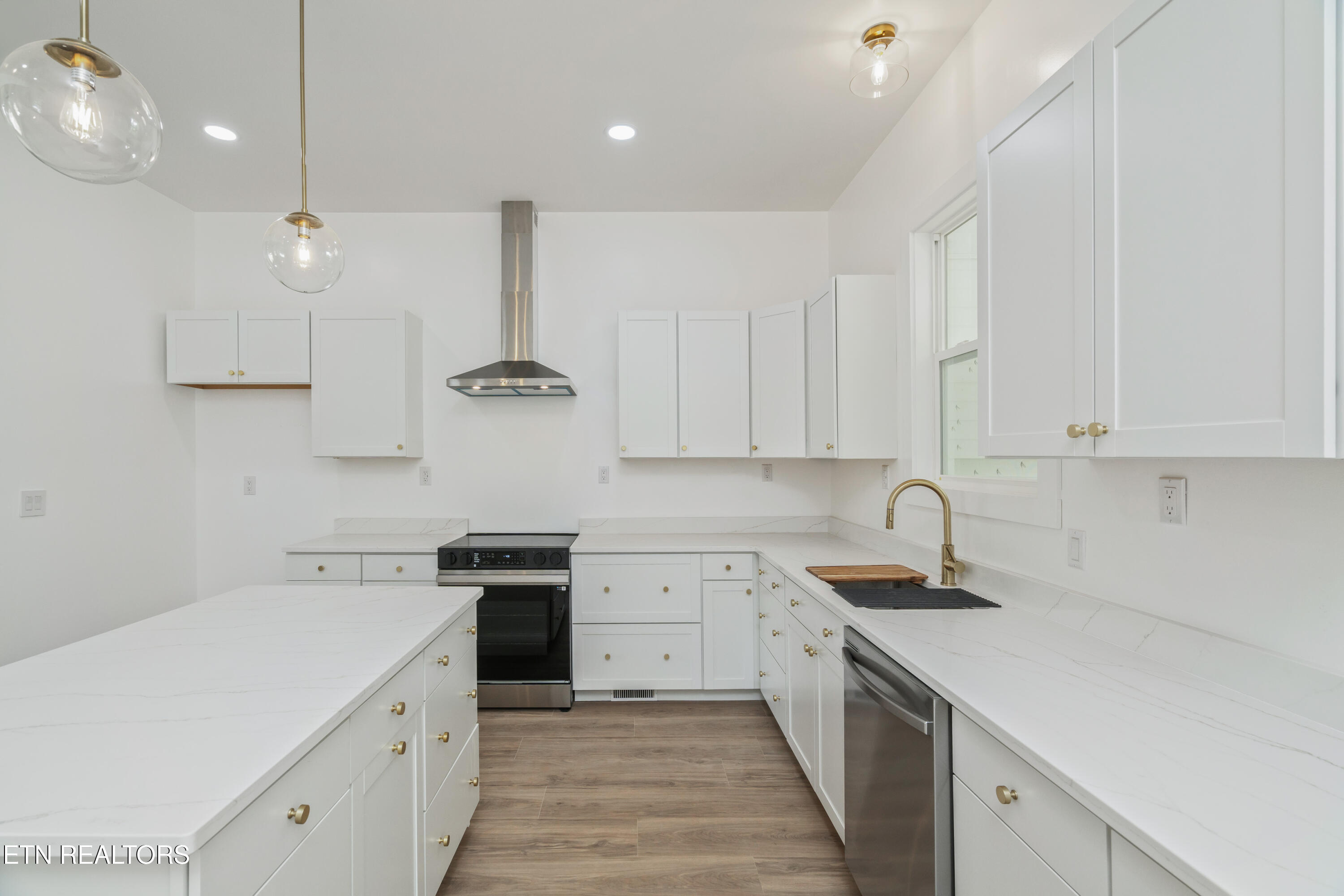 Property Photo: 209 Ponderosa Drive TN 37763