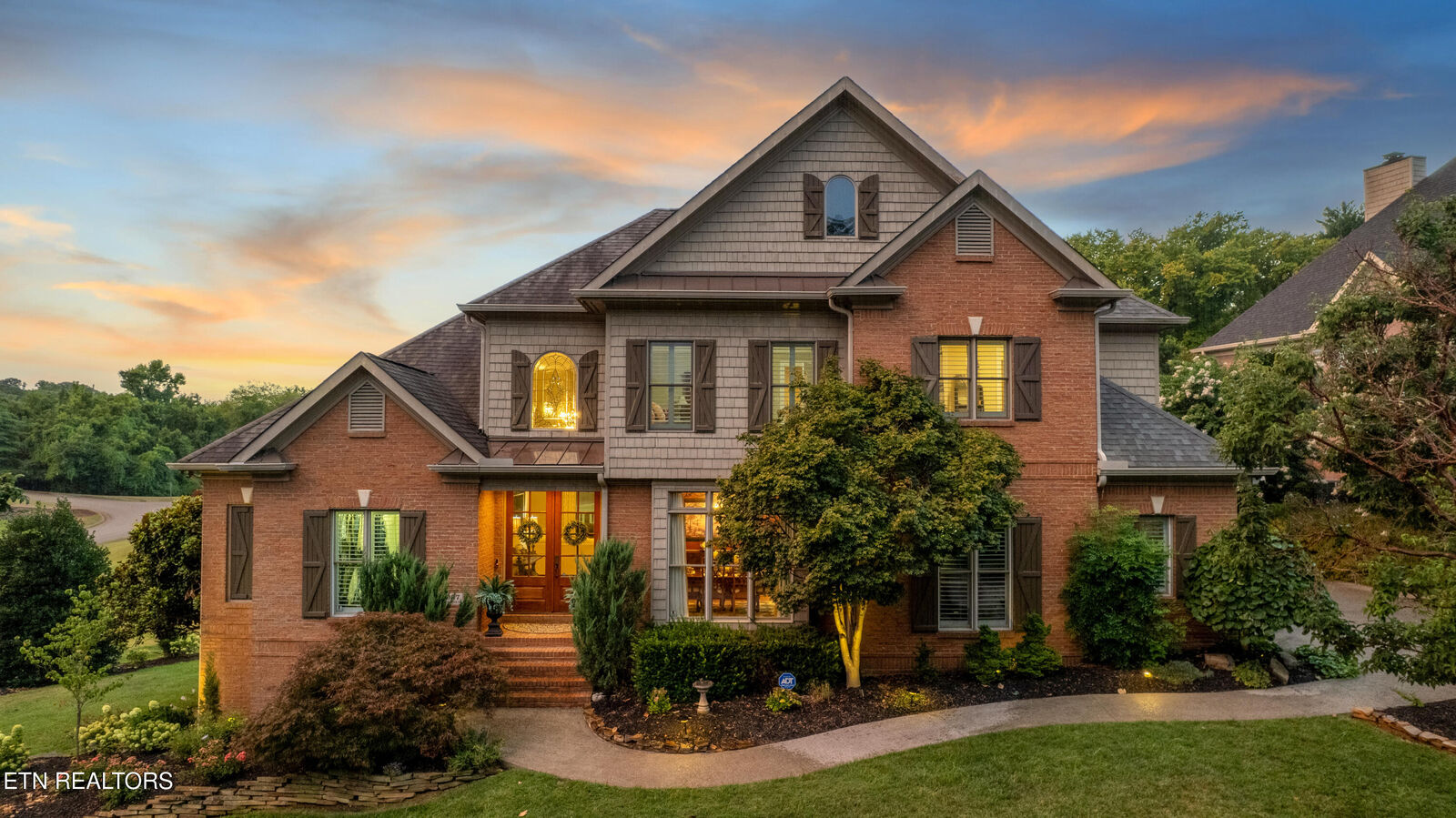 Property Photo:  1027 Shadow Brook Drive  TN 37922 