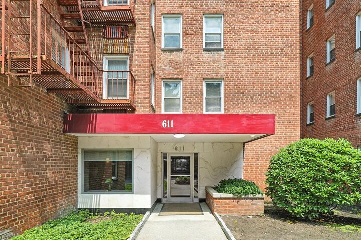 Property Photo:  611 Palmer Road 3S  NY 10701 