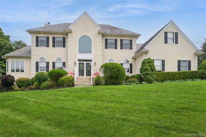 Property Photo: 90 Majestic Ridge NY 10512