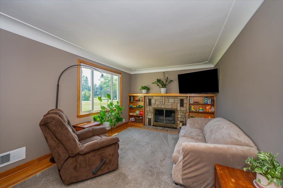 Property Photo:  19 Royalton Rd  WI 54880 