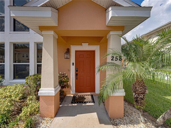 Property Photo: 258 Alexander Woods Drive FL 33563