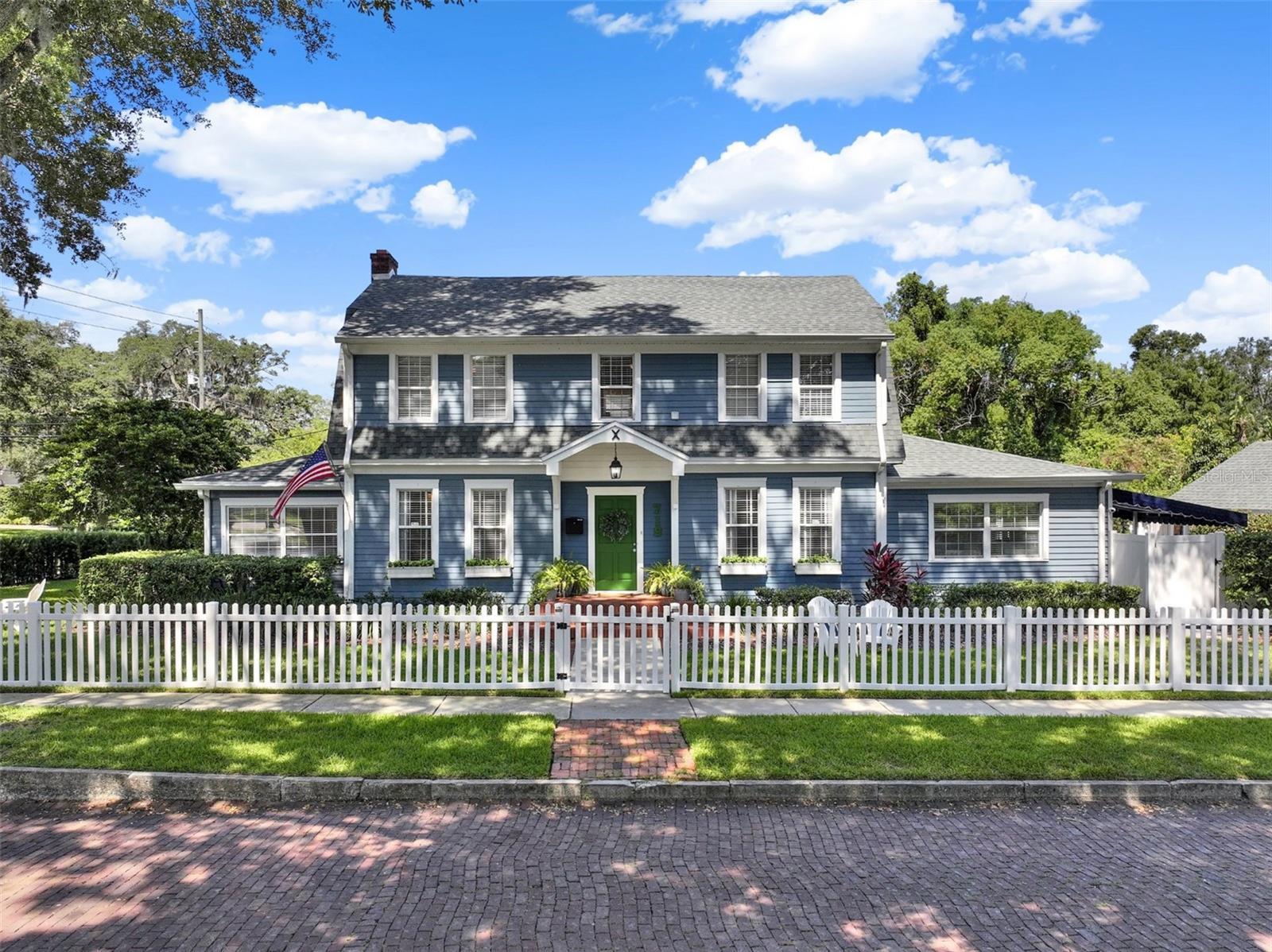 Property Photo:  719 E Marks Street  FL 32803 
