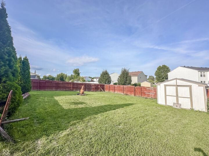 Property Photo:  5711 Thompson Park Boulevard  IN 46237 
