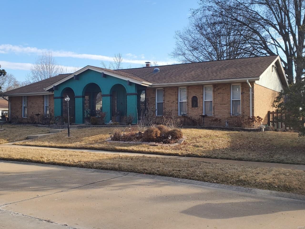 Property Photo:  5134 Harthlodge  MO 63129 
