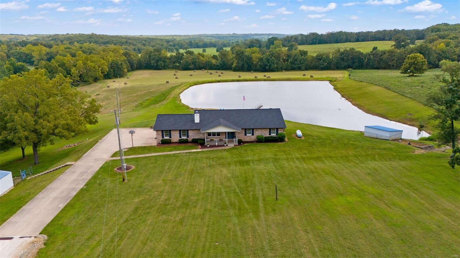 Property Photo: 2028 County Line Road MO 63037