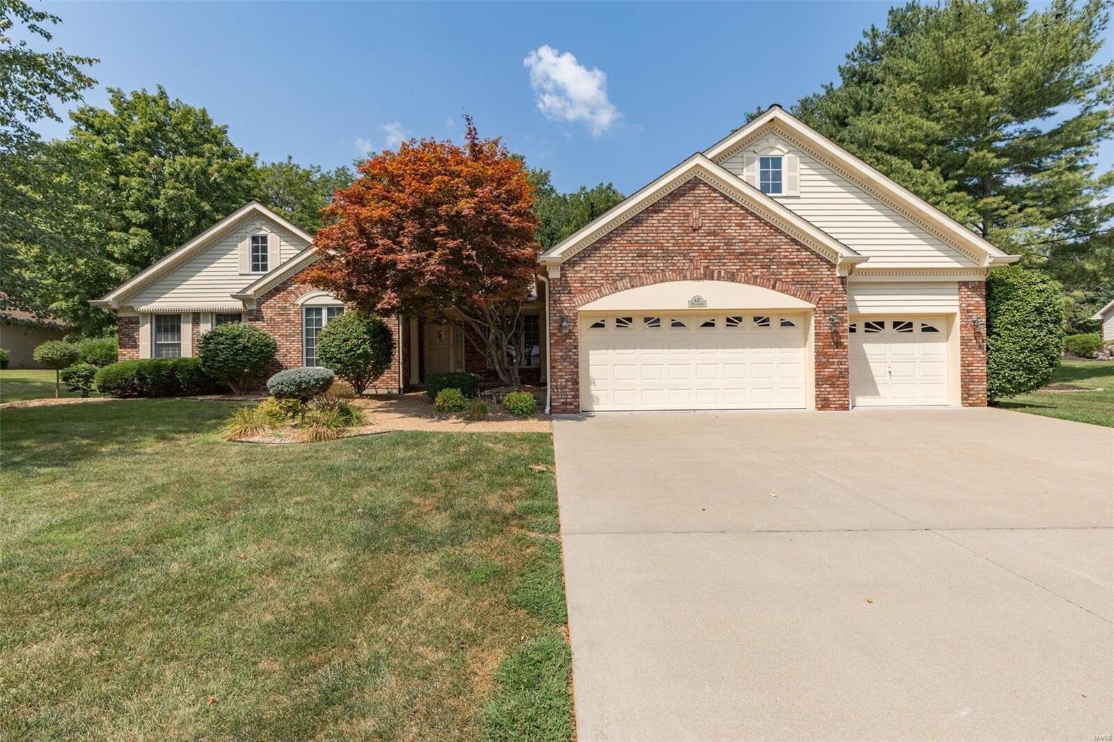 Property Photo:  427 Yellowstone Drive  MO 63640 