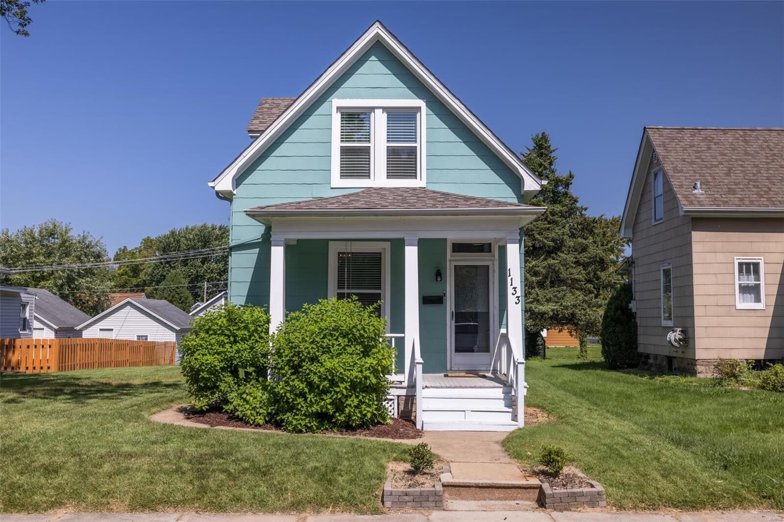 Property Photo:  1133 Vine Street  MO 63301