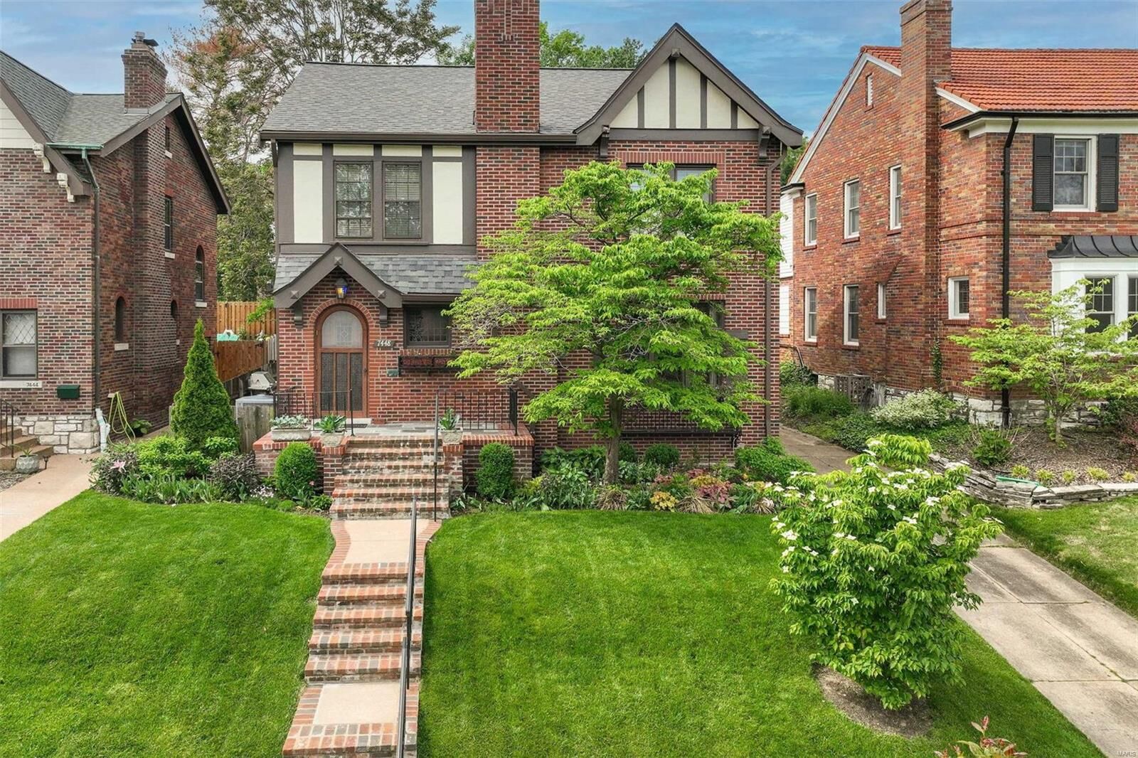 Property Photo: 7448 University Drive MO 63130