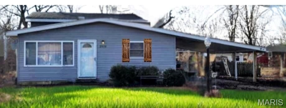 Property Photo: 2510 Pine Street IL 62040